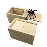 Boîte cadeau piégée - Vignette | Farce & Attrape